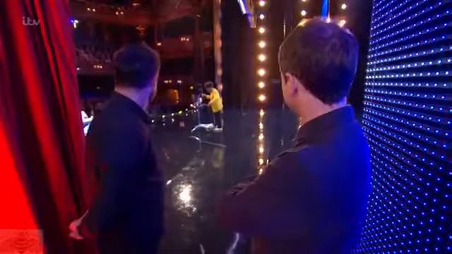 Сумасшедший маг любит есть бривнных лезвия Маги получили талант смотреть онлайн