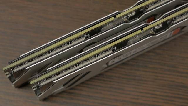 Огляд «небінарної» ОЗП DDR5-7200 Kingston FURY Renegade RGB (KF572C38RSAK2-48) на 48 ГБ смотреть онлайн