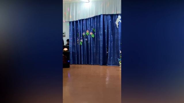Сценка.mp4 смотреть онлайн