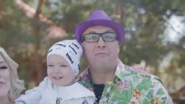 #семейкаклюс и ГИГАНТСКИЕ мыльные #puziri34 реклама #мегафон смотреть онлайн