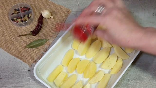Хрустящий и Ароматный КАРТОФЕЛЬ ПО-ДЕРЕВЕНСКИ Оригинально, Очень Вкусно и Красиво!!! /Potatoes смотреть онлайн