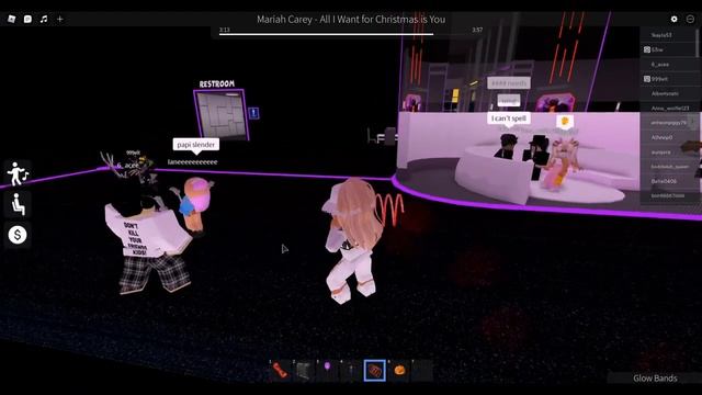 COPYING outfits in club iris ? *GONE WRONG* (ROBLOX TROLLING) смотреть онлайн