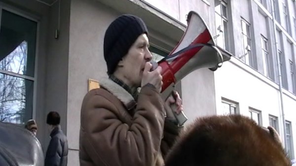  18 марта 2011 год.Бунт пенсионеров против губернатора  ПП Е
