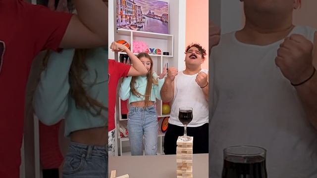 СТАКАН ФОРТУНЫ Играем в Дженгу #shorts #fortunachallendge смотреть онлайн
