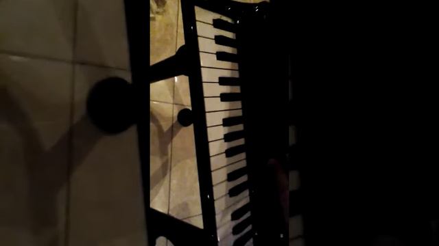 Іграшковий рояль смотреть онлайн