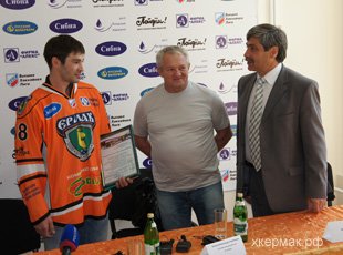 Первомайская демонстрация в Ангарске смотреть онлайн