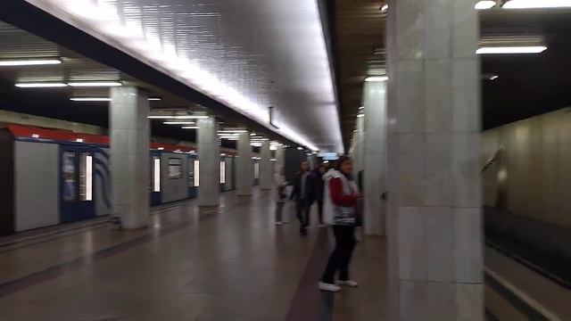 СТАНЦИЯ МЕТРО "БУЛЬВАР РОКОССОВСКОГО' смотреть онлайн