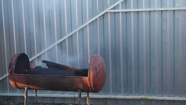 Мангал, барбекю из газового баллона. смотреть онлайн