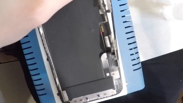 Замена стекла iPhone 12 Pro смотреть онлайн