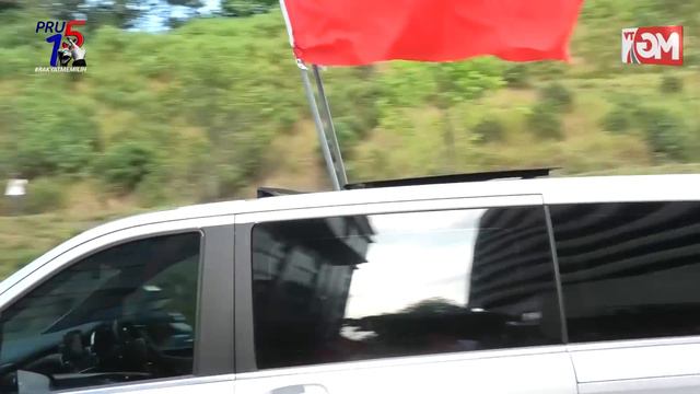 Pasca-PRU15: Ragam Penyokong PH Sementara Menunggu Anwar Angkat Sumpah смотреть онлайн