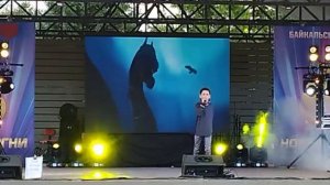 "Русские не сдаются, Буряты не бегут!", исполняет Савченков Богдан, 9 лет.