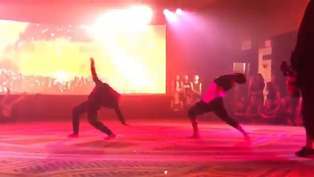 Sean Lew and Kaycee Rice Unseen Footage “Unravel Me” Choreo by Tessandra Chavez | The Main Event смотреть онлайн