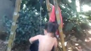 Копия видео «КУПАНИЕ В БОЧКЕ» ВНУКА