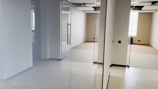 Установка офисных дверей из стекла Clear Vision смотреть онлайн