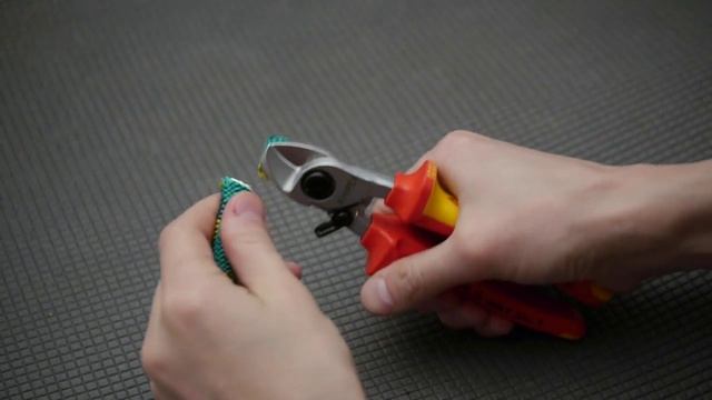Knipex Cable Shears 95 26 165 на веревке 10 мм смотреть онлайн
