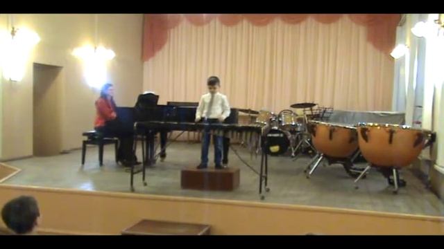 Кузнецов Яромир. Д. Шостакович - Шарманка смотреть онлайн