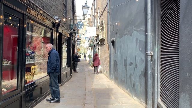 THINGS TO DO IN RICHMOND, LONDON | Thames Path | Richmond Park | Richmond Green | Shops | Cafes смотреть онлайн