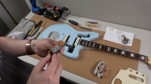 Building a Custom Fender Jaguar: The Complete Step-by-Step Guide!