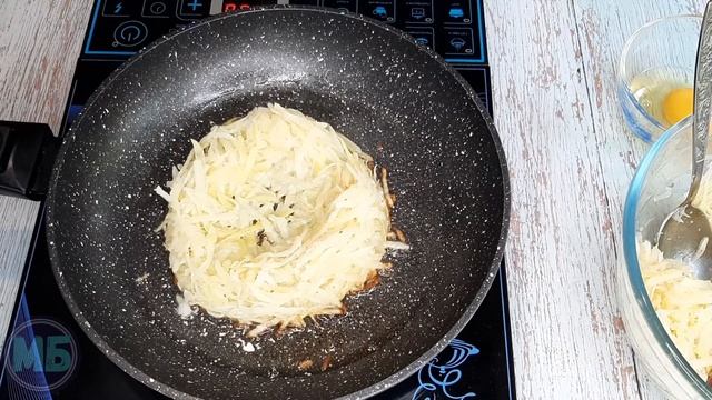 Драники готовлю только таким способом. Сочные и обалденно вкусные. Секрет в начинке!! смотреть онлайн