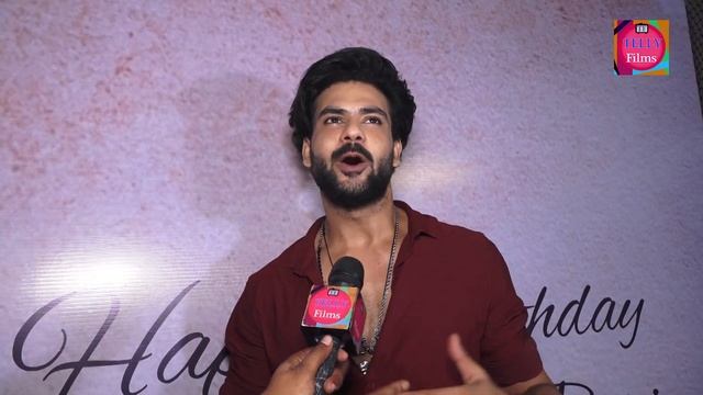 Vishal Aditya Singh Talks About His Unique Look At The Akansha Puri' Birthday Bash&Upcoming Project смотреть онлайн