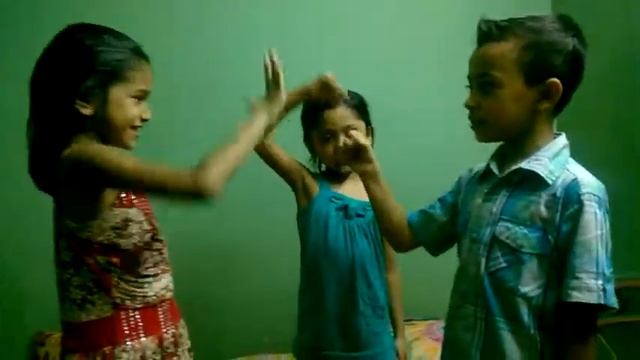 How to playing rock paper scissors game смотреть онлайн