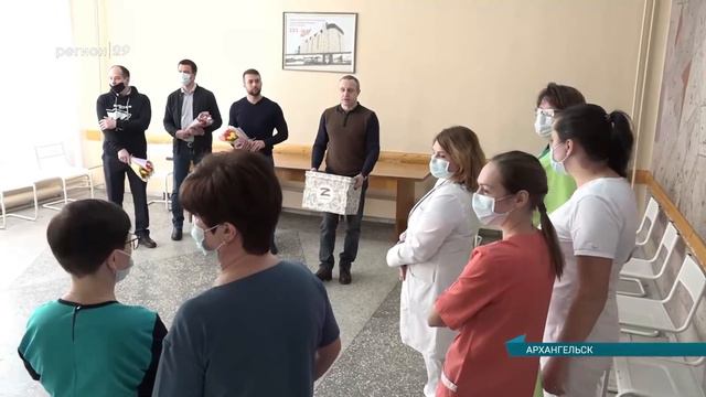 09 03 2022 Врачи 1 й горбольницы принимали поздравления смотреть онлайн