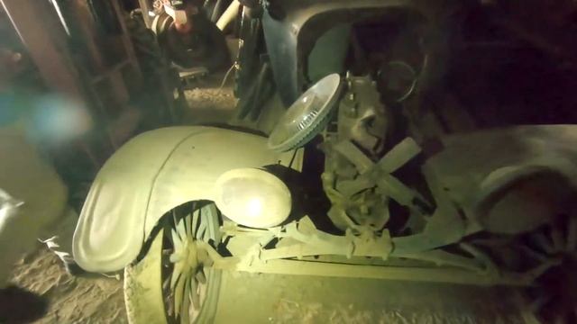 BARN FIND Hoard of Pre-War Fords! '35 Ford 3 Window Coupe, '40 Ford Coupe, Etc! (Barn Find Cars) смотреть онлайн