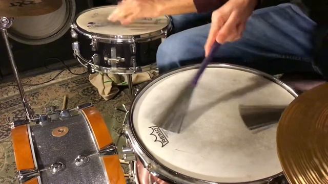 Samba Improv with Brushes! (Simone Formisano & Carlo Corso) смотреть онлайн