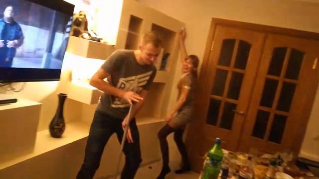 Танец со шваброй ? смотреть онлайн