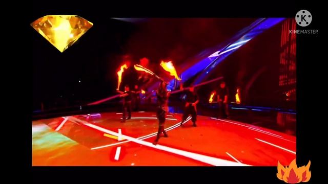 Hyunjin+swords+fire+MAMA смотреть онлайн