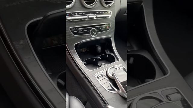Продаётся Mercedes-Benz C-класс смотреть онлайн
