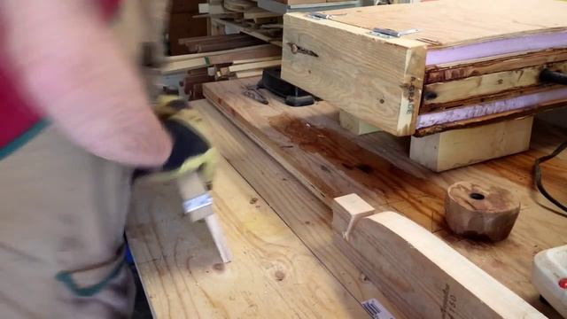 Building a RavenWoods Tulugaaq Rolling Qajaq смотреть онлайн