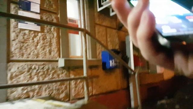 ЭЛЕКТРИЧЕСКИЙ КАБЕЛЬ ПЕРЕКРЫЛ ТРОТУАР МЕТРО АВИАМОТОРНАЯ г. МОСКВА смотреть онлайн