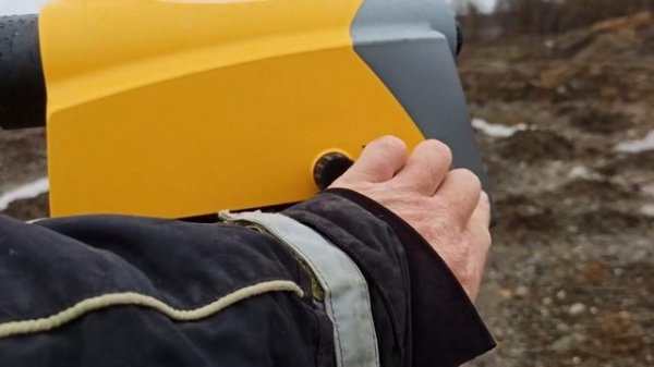 Проложение нивелирного хода Trimble Dini