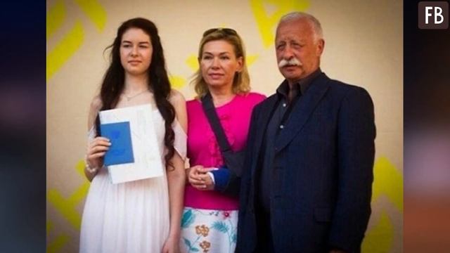 В тени знаменитого папы и мужа: как выглядят жена и дочь Леонида Якубовича смотреть онлайн