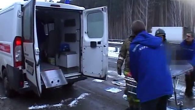 На Московском тракте столкнулись грузовые машины смотреть онлайн