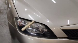 Открыть капот  МАЗДА ДЕМИО 2003 г.в. , если повредился тросик!