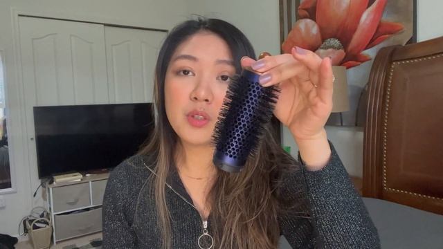 DYSON AIRWRAP UNBOXING! trying the dyson for the first time! смотреть онлайн