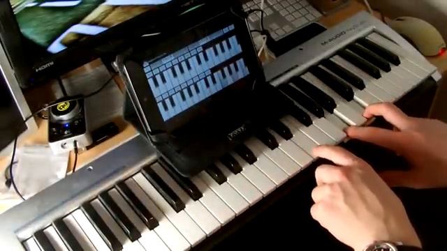 Midi Keyboard on Nexus 7 though USB on the go OTG Android смотреть онлайн
