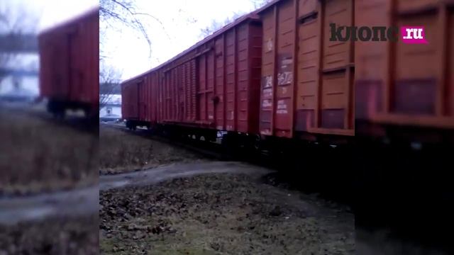 В Калининграде частная железная дорога отрезала выезды из жилых домов смотреть онлайн