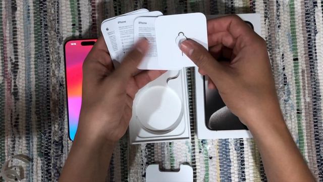 iPhone 15 Pro 256 gb Unboxing | Fundas MagSafe смотреть онлайн