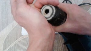 Видео: Как правильно вставить бур в перфоратор Bort?