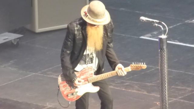 ZZ Top - Cheap Sunglasses+My Head's In Mississippi @ Halle, NRW 2015