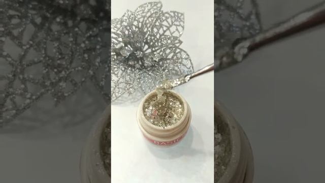 Гель-глиттер для ногтей Basics смотреть онлайн