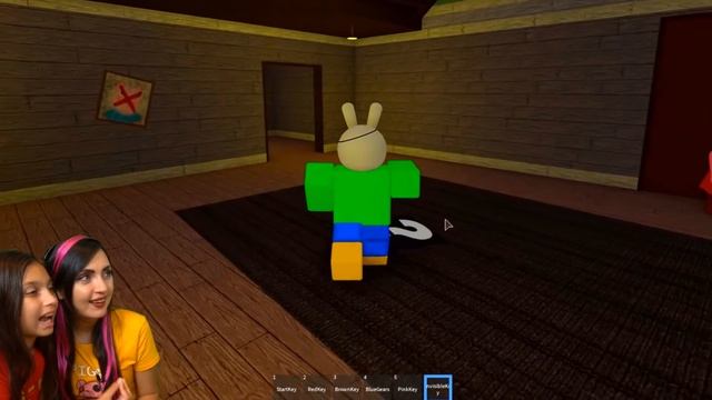 СЕКРЕТНАЯ ИСТОРИЯ ПИГГИ 2.0 Mousy Bunny спасли Robby в школе Piggy Roblox смотреть онлайн