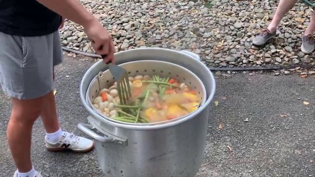 Cajun Crawfish Boil - Crawdad Reunion