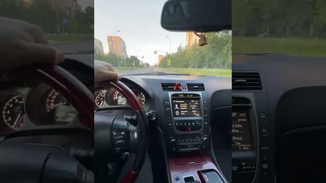 Lexus GS 300 acceleration & exhaust смотреть онлайн