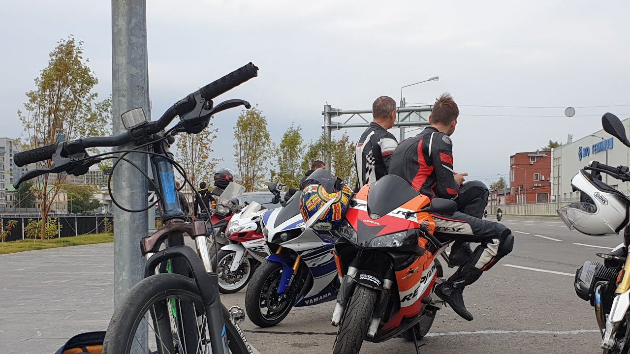 Foto Moto Hunters / Фото Мото Охота на ЗИЛАРТе смотреть онлайн