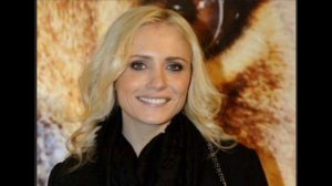 Валерия Перфилова - Капелькою Неба Я Лягу На Твою Ладонь, Слеза Растаяла В Моих Сияющих Глазах