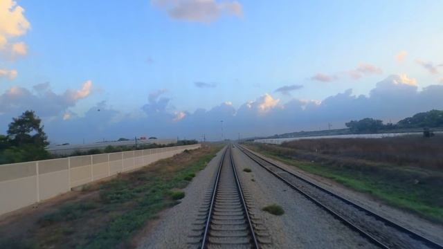 Passenger train cab view from Ben Gurion Intl Airport to Nahariya смотреть онлайн